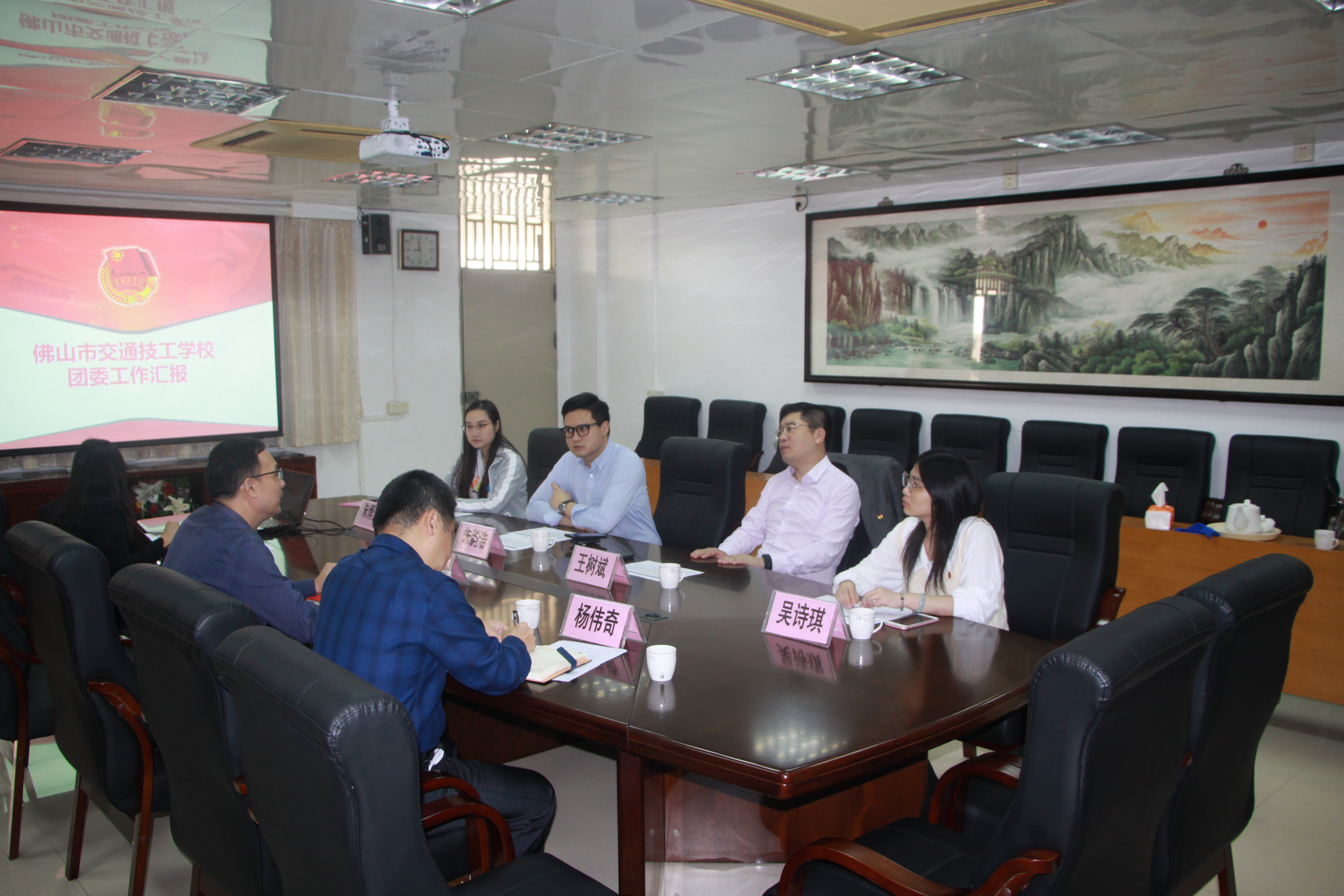 IMG_7999.JPG IMG_7999.JPG