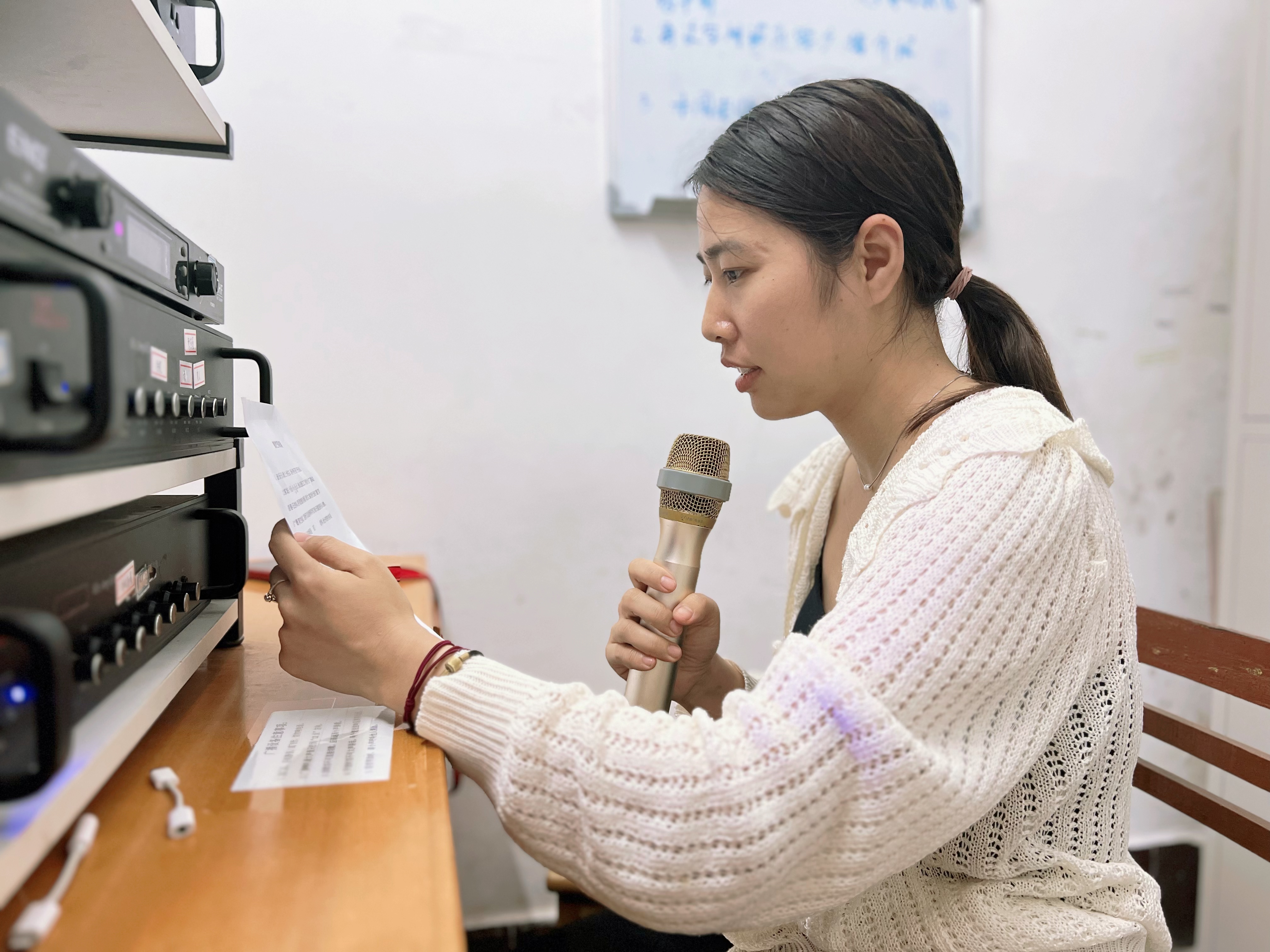 李瓊 (2).jpeg 李瓊 (2).jpeg